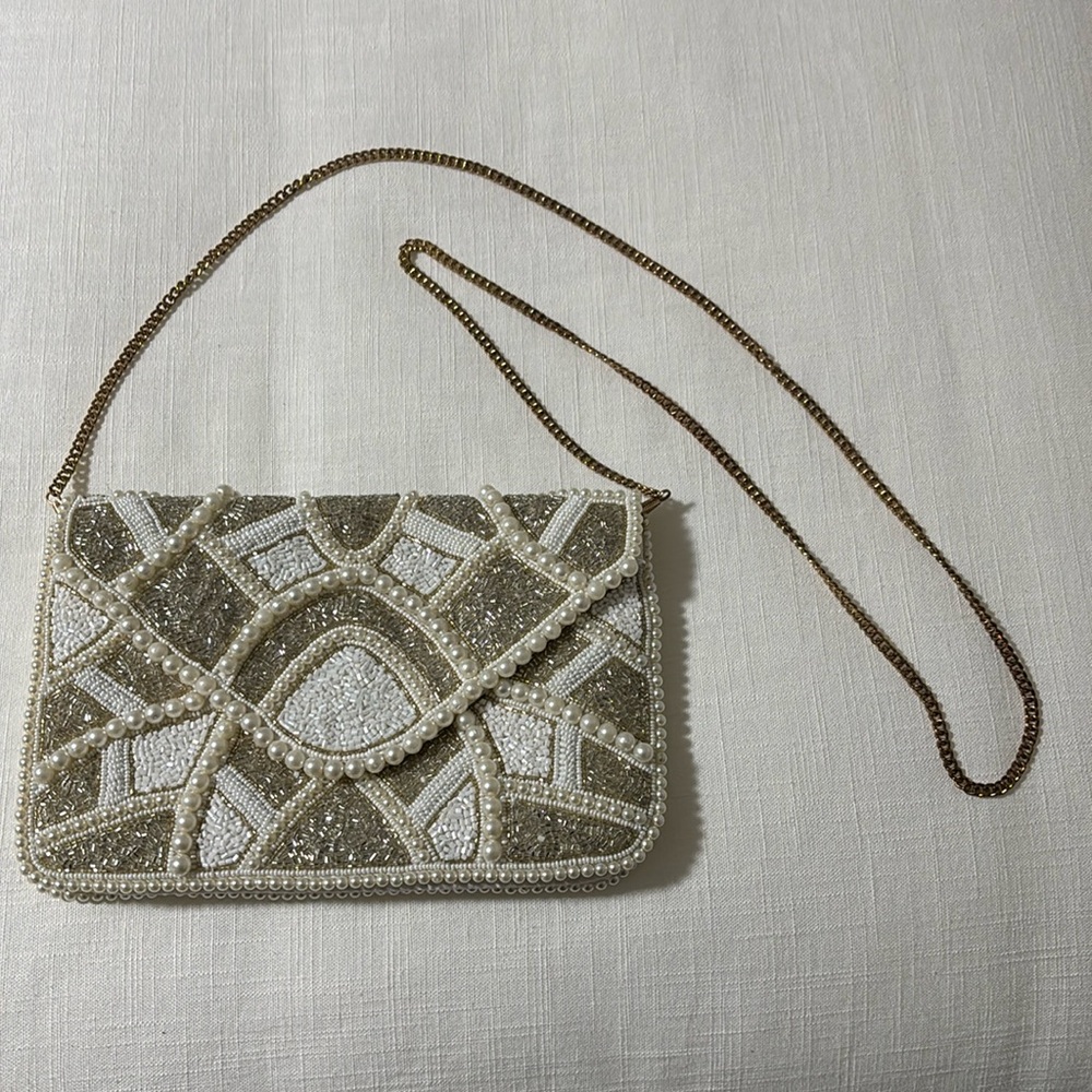 Lulus beaded clutch with removable chain